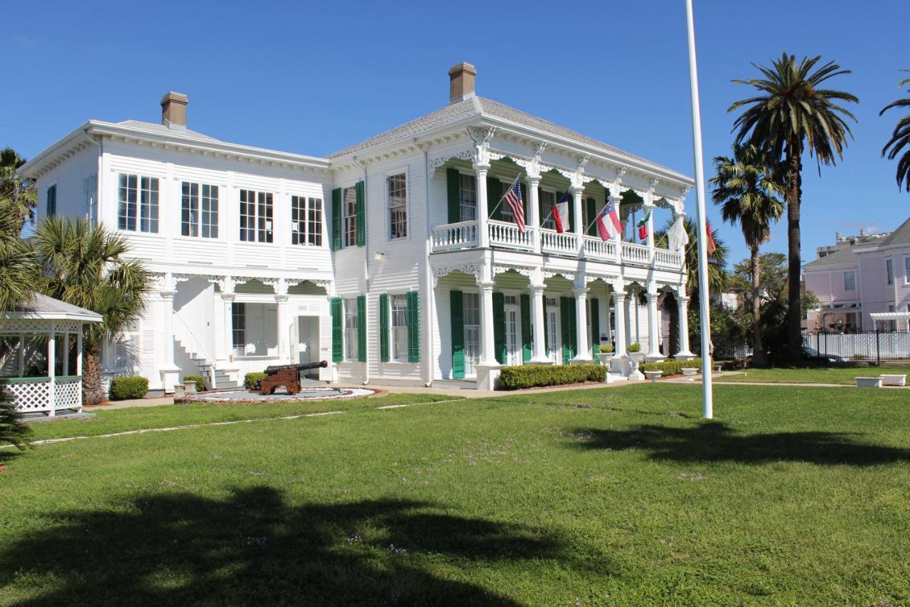 The George Manor Bed and Breakfast Γκάλβεστον Εξωτερικό φωτογραφία